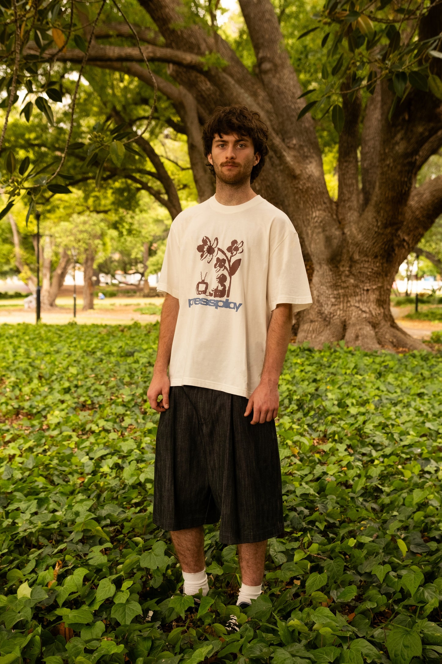 Analogue Garden T - Off White