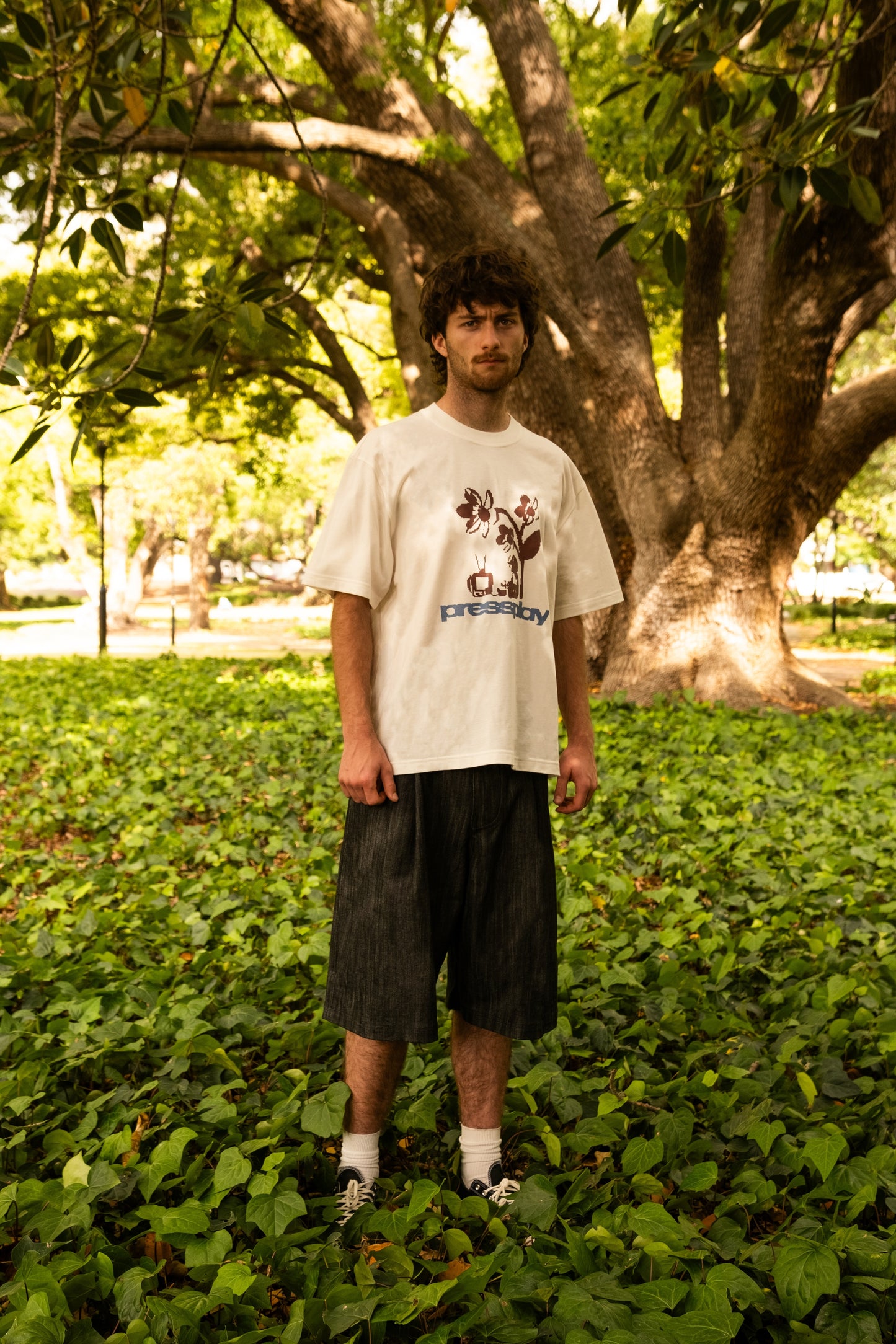 Analogue Garden T - Off White