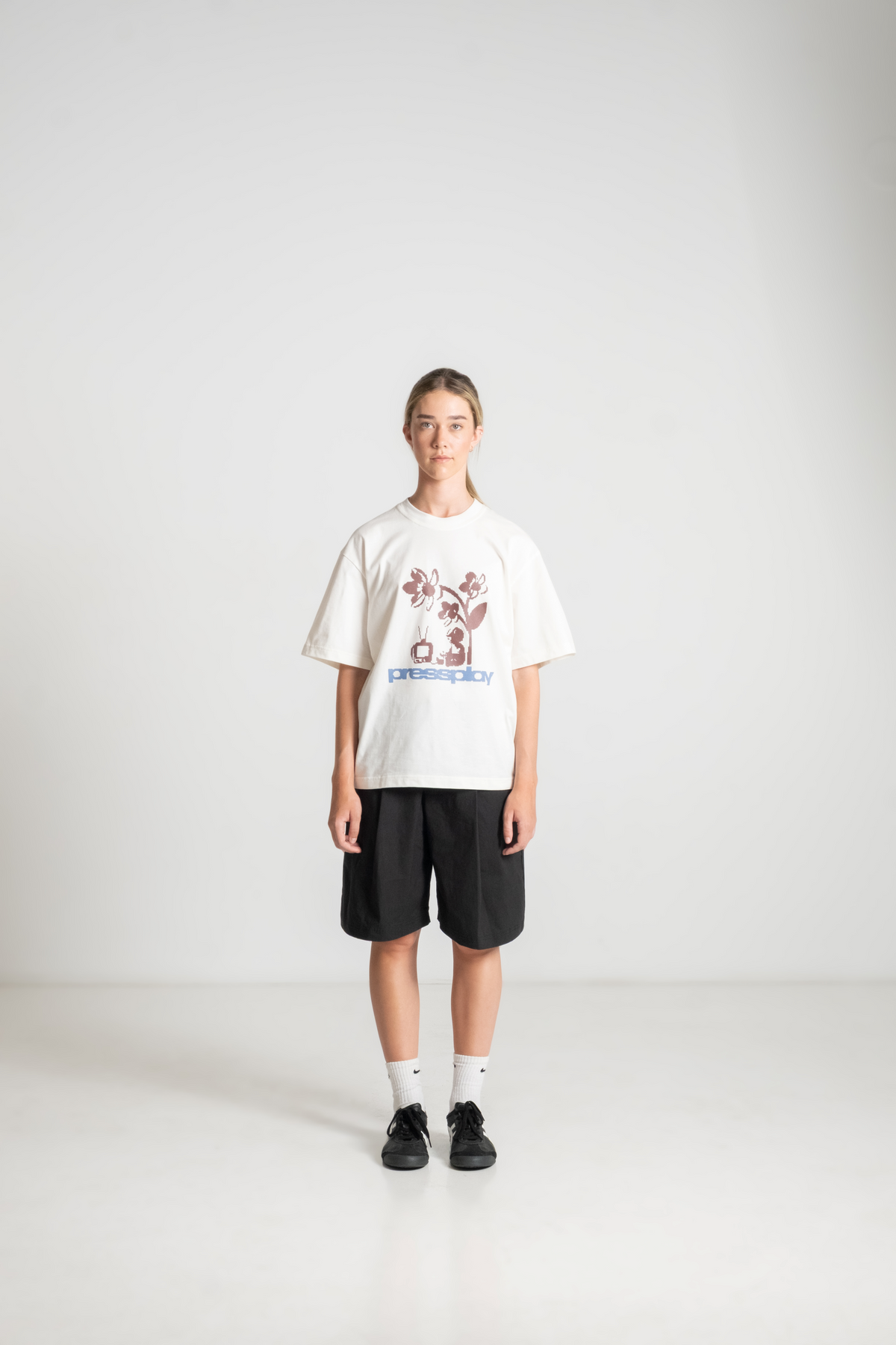 Analogue Garden T - Off White